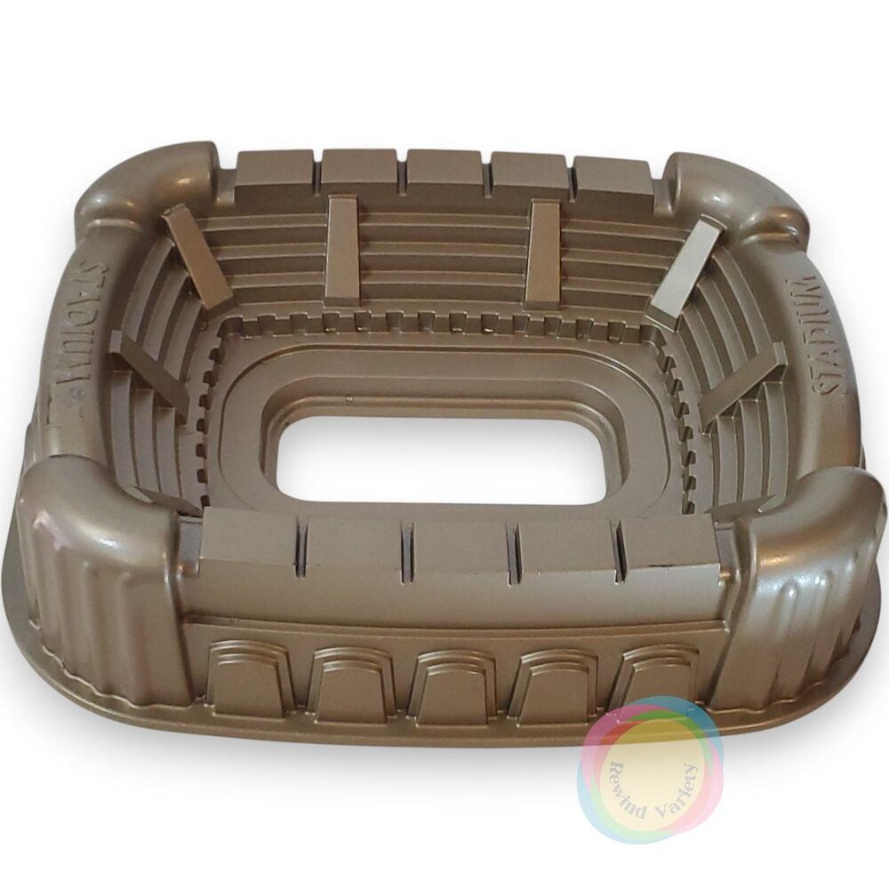 Nordic Ware Stadium Bundt Cake Pan Cast Aluminum